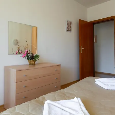 Monastery Complex с камином и террасой * Bansko